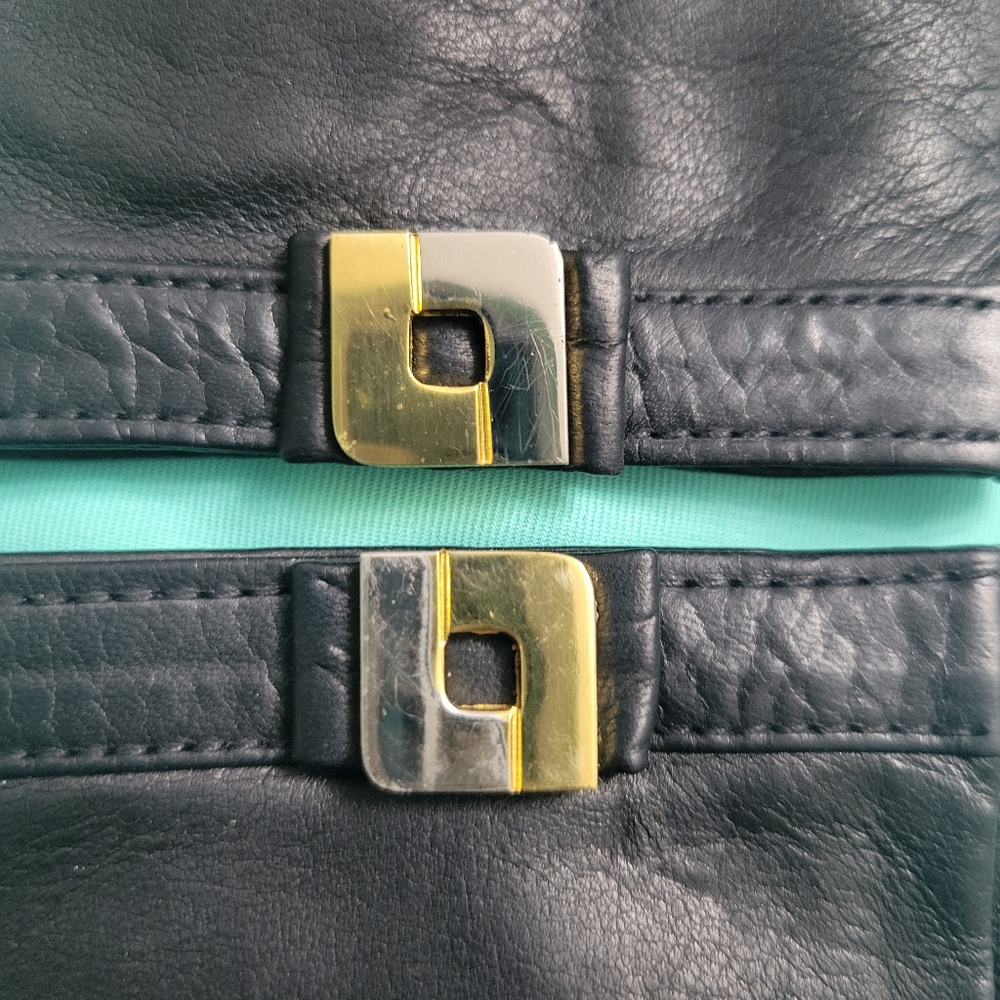 Women's LOEWE Black Leather W/interlocking LL logo Size 7.5 - Picture 5 of 7